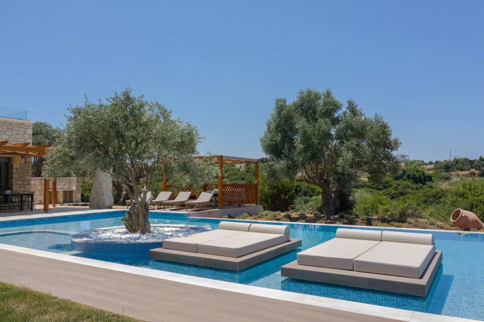 poolofhouse