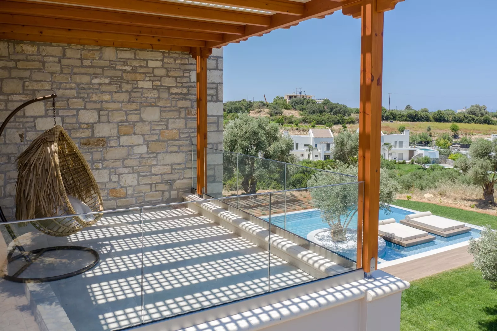Thyme-Terrace balcony