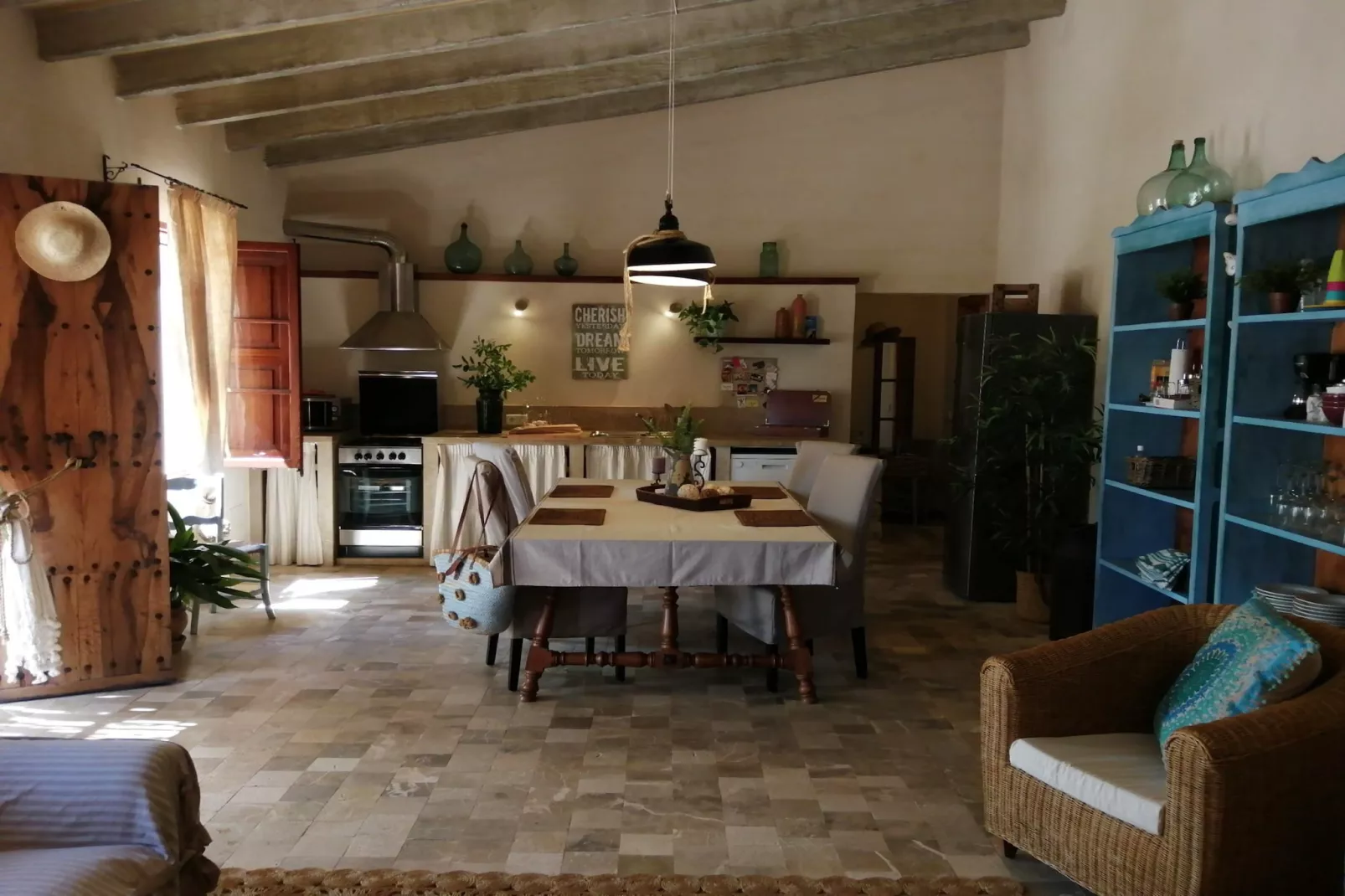 YourHouse Sa Estada-Kitchen