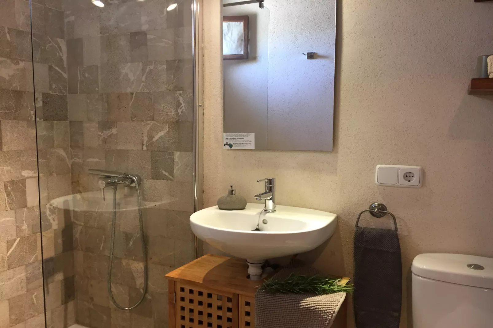 YourHouse Sa Estada-Bathroom