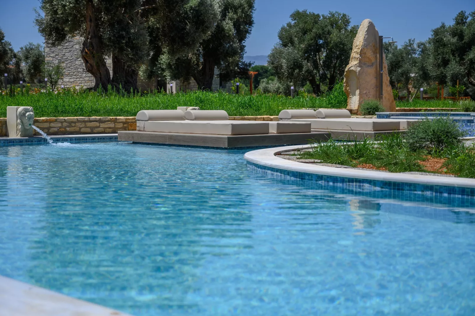 Rosemary-Pool