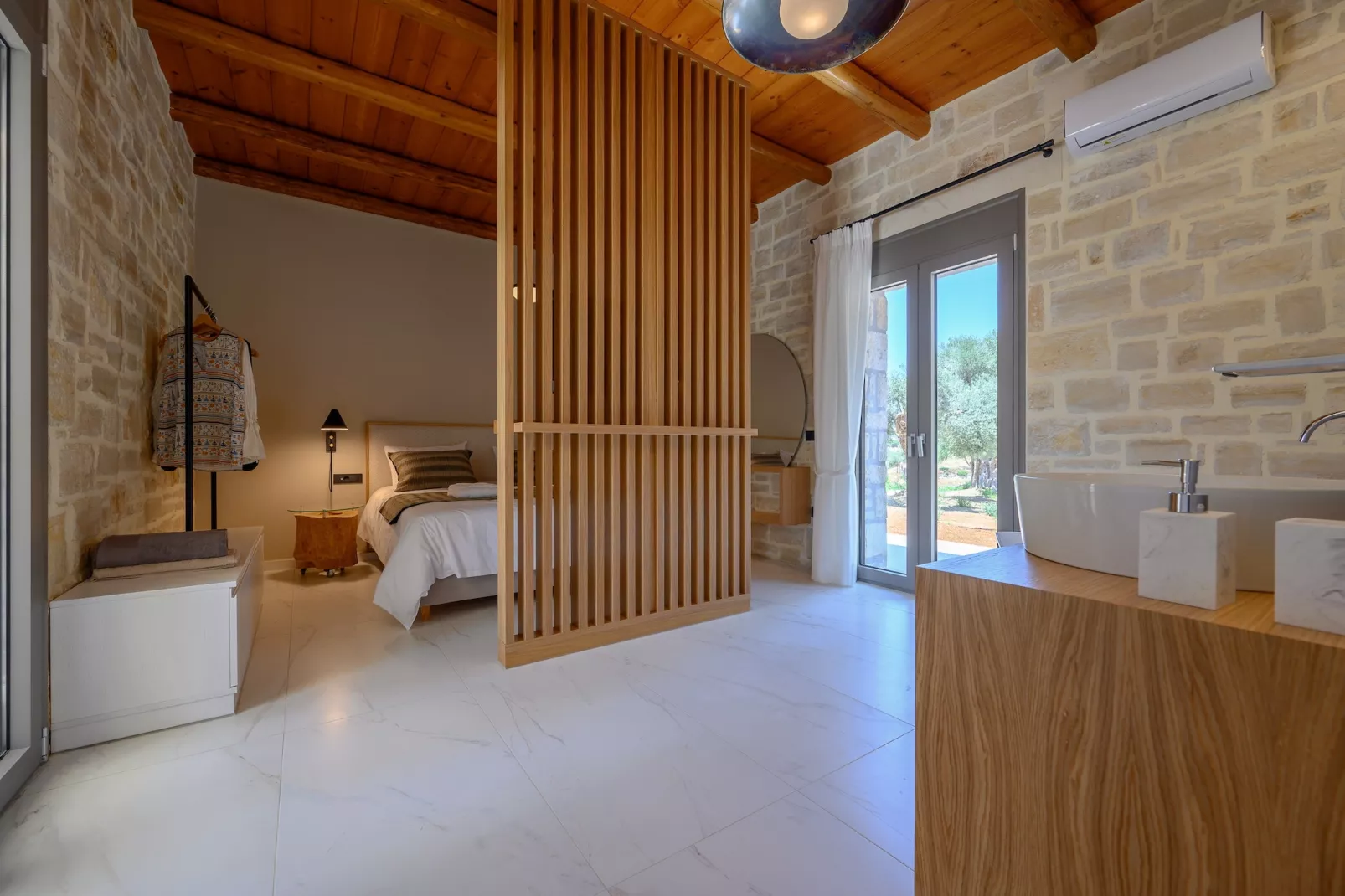 Rosemary-Bedroom