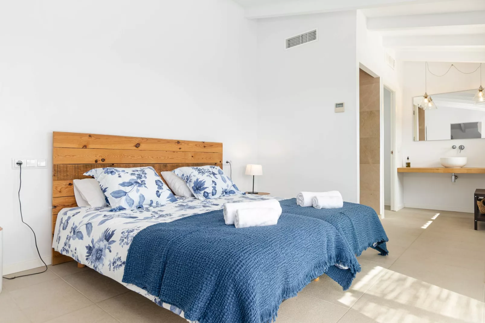 YourHouse Carrera Plana-Schlafzimmer