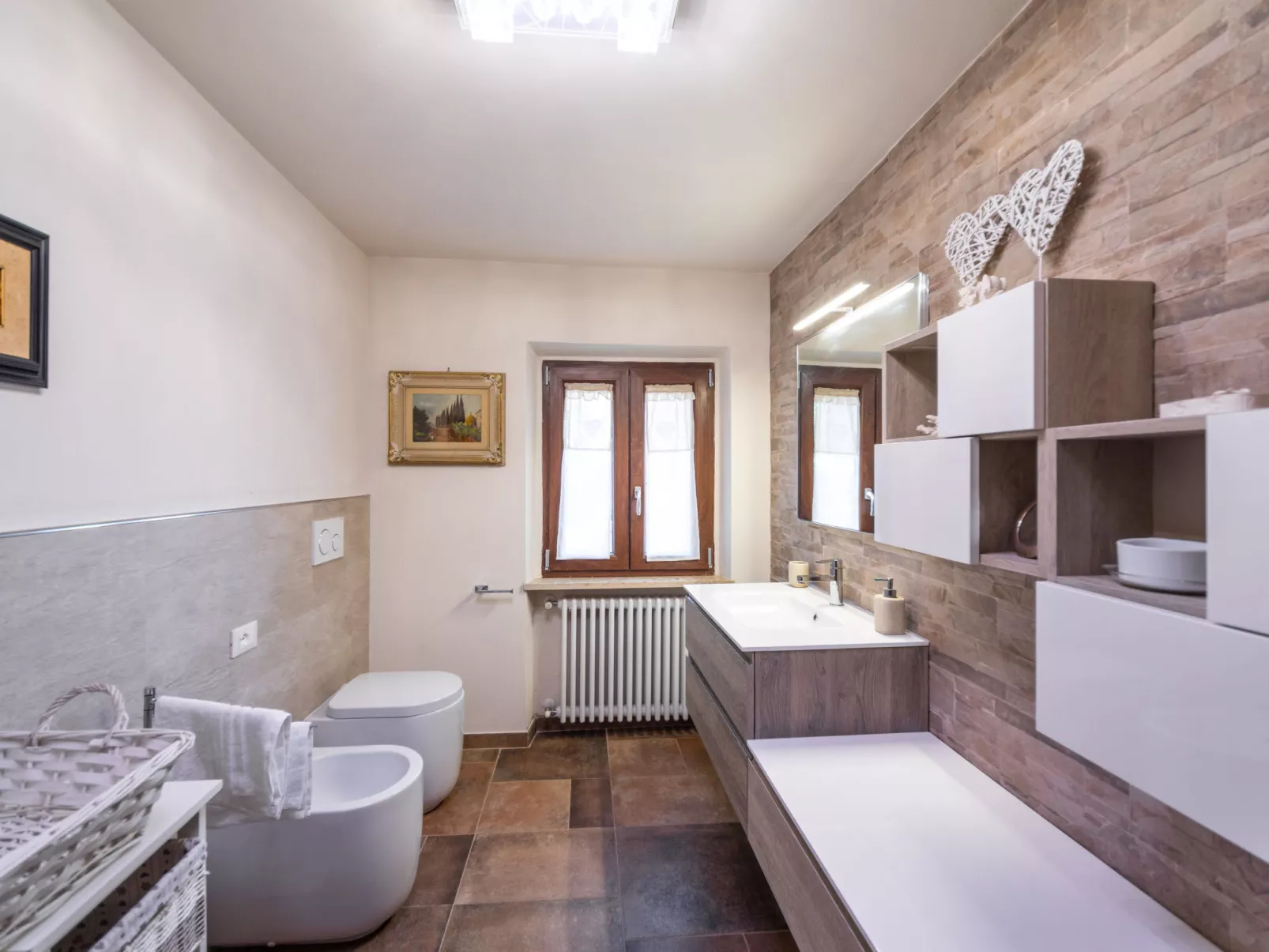 Villa Angiolino-Inside