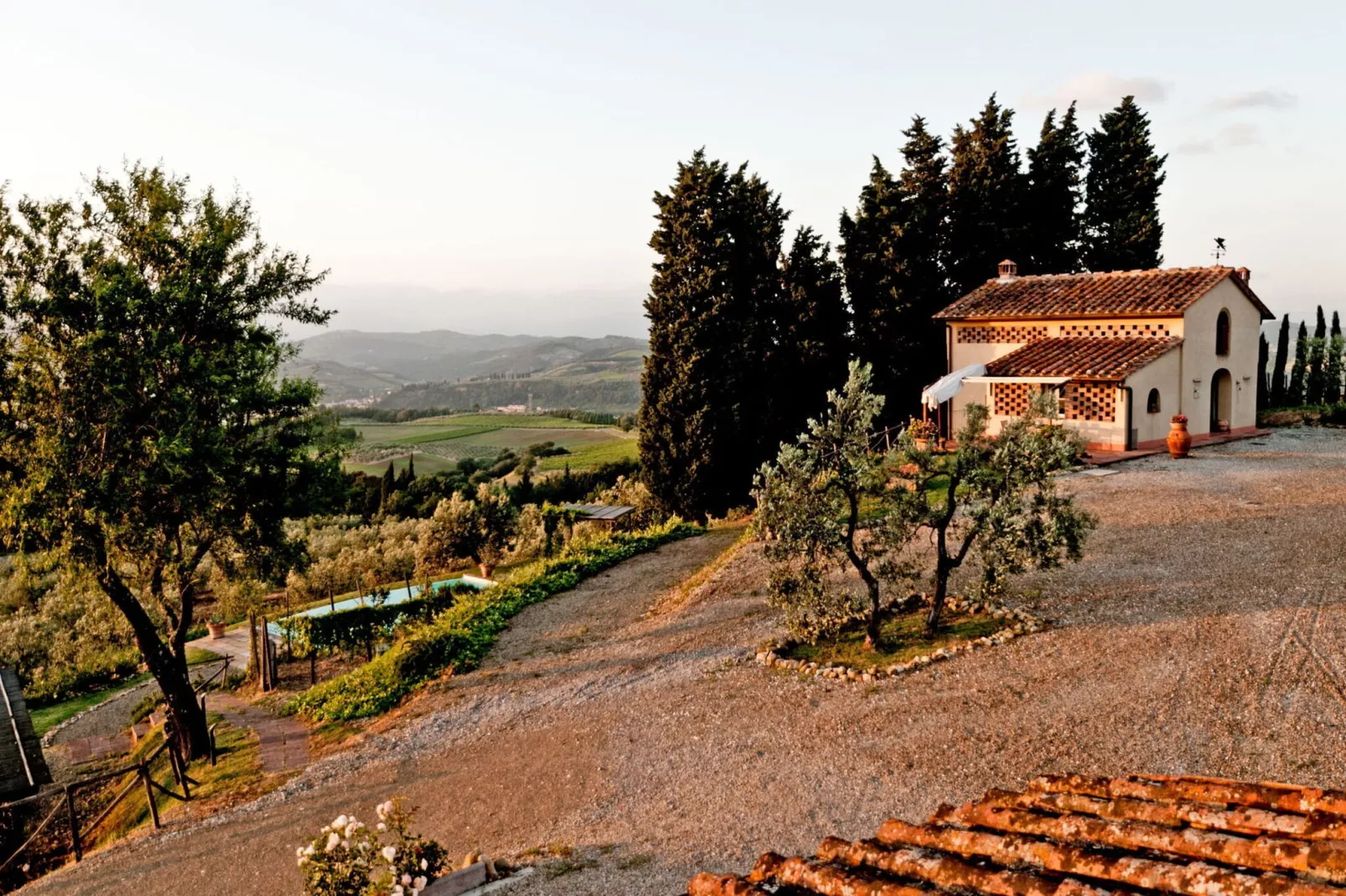 Cottage Mazzoni-Außenbereich Sommer