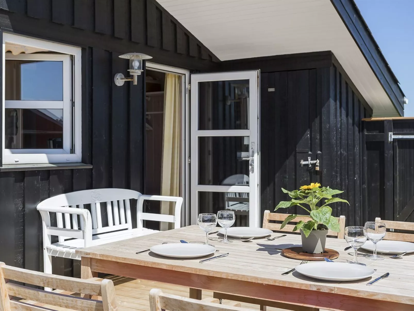 "Apelone" - 280m from the sea-Outside