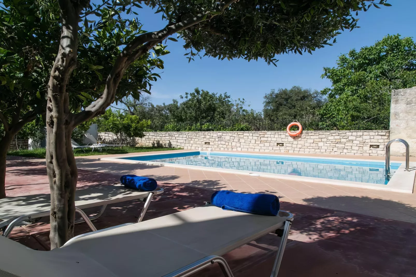 Afroditi 4-Pool