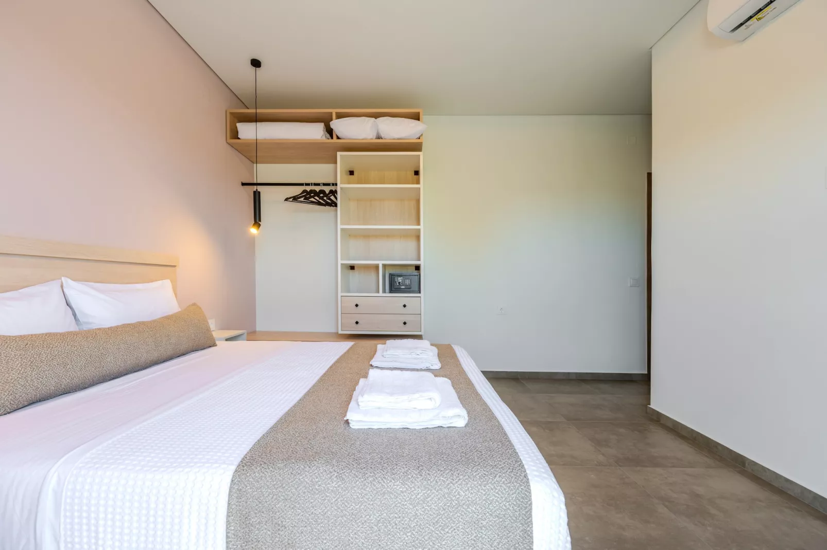 Meli & Gio 2-Bedroom