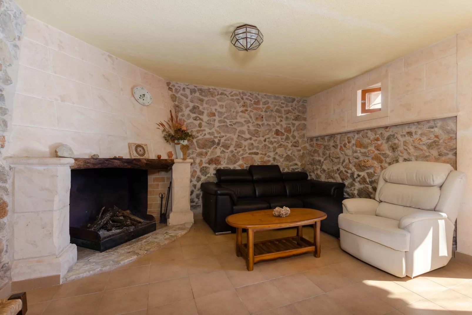 YourHouse Son Bosquer-Living room