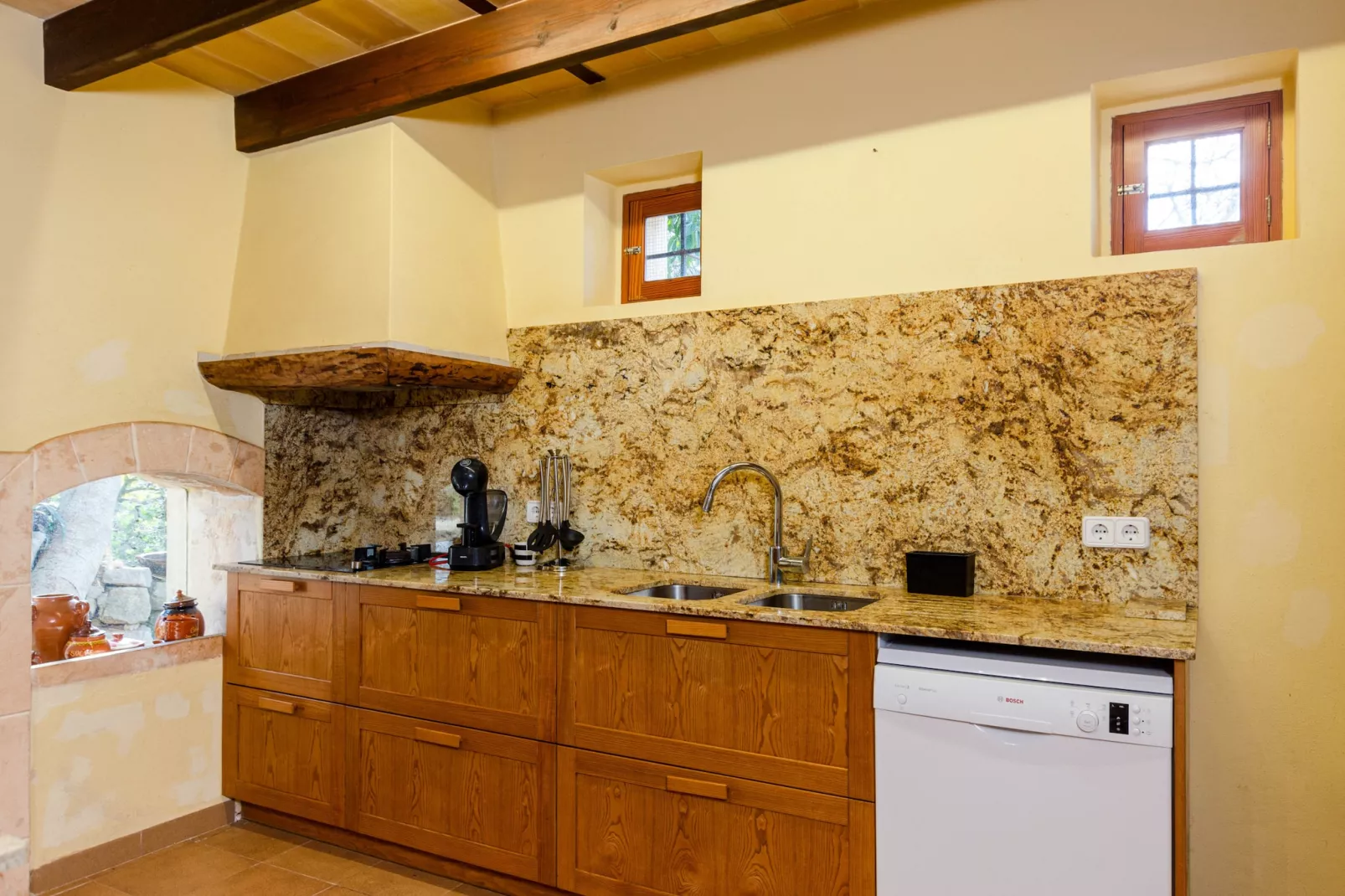 YourHouse Son Bosquer-Kitchen
