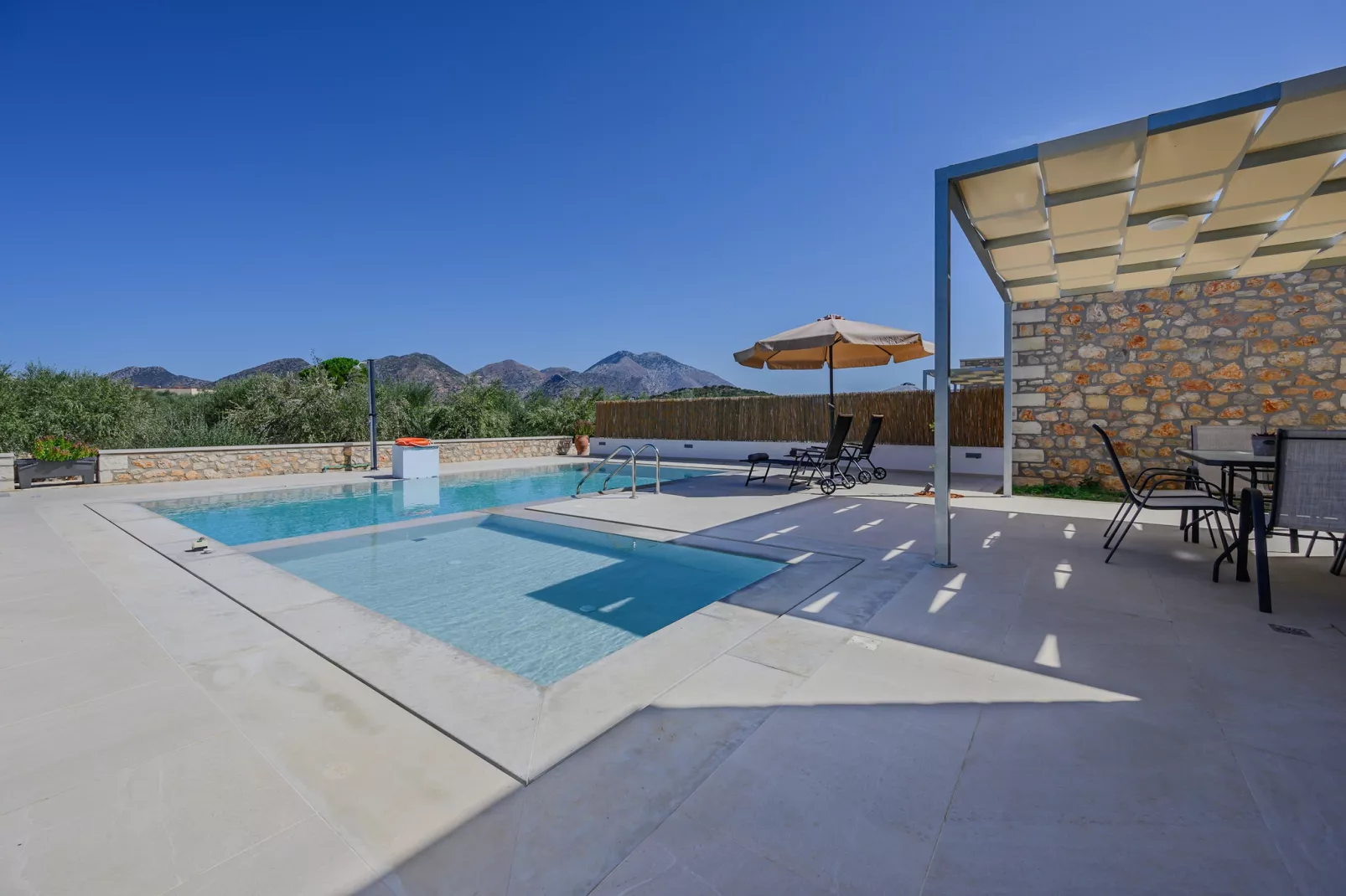 Melidoni Stone Villa 2-Pool