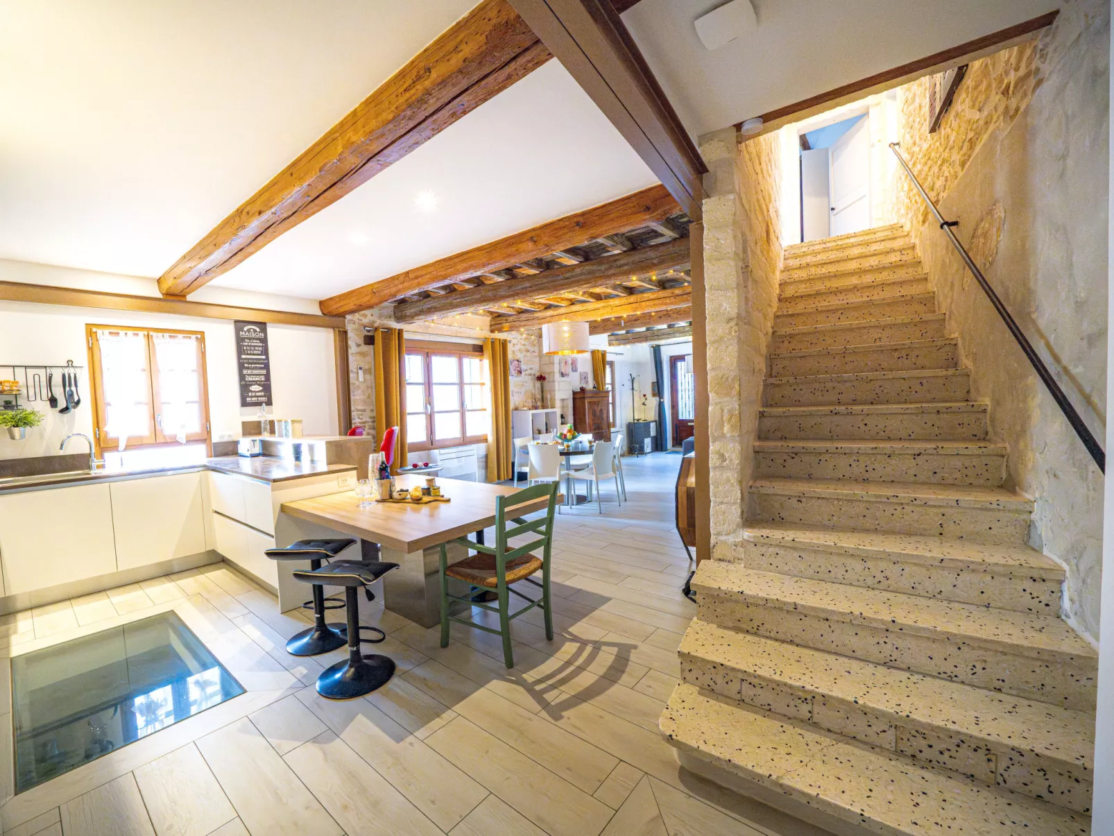 Maison de Castries-Inside