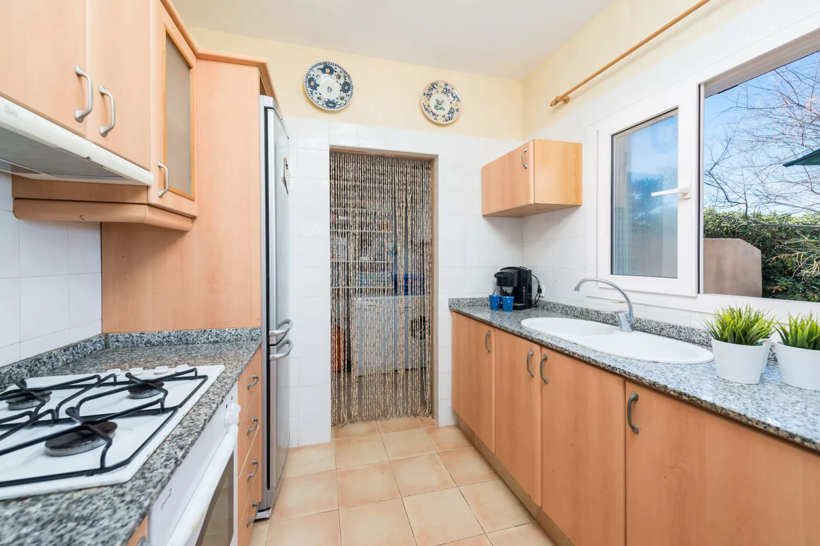 YourHouse Escull-Kitchen