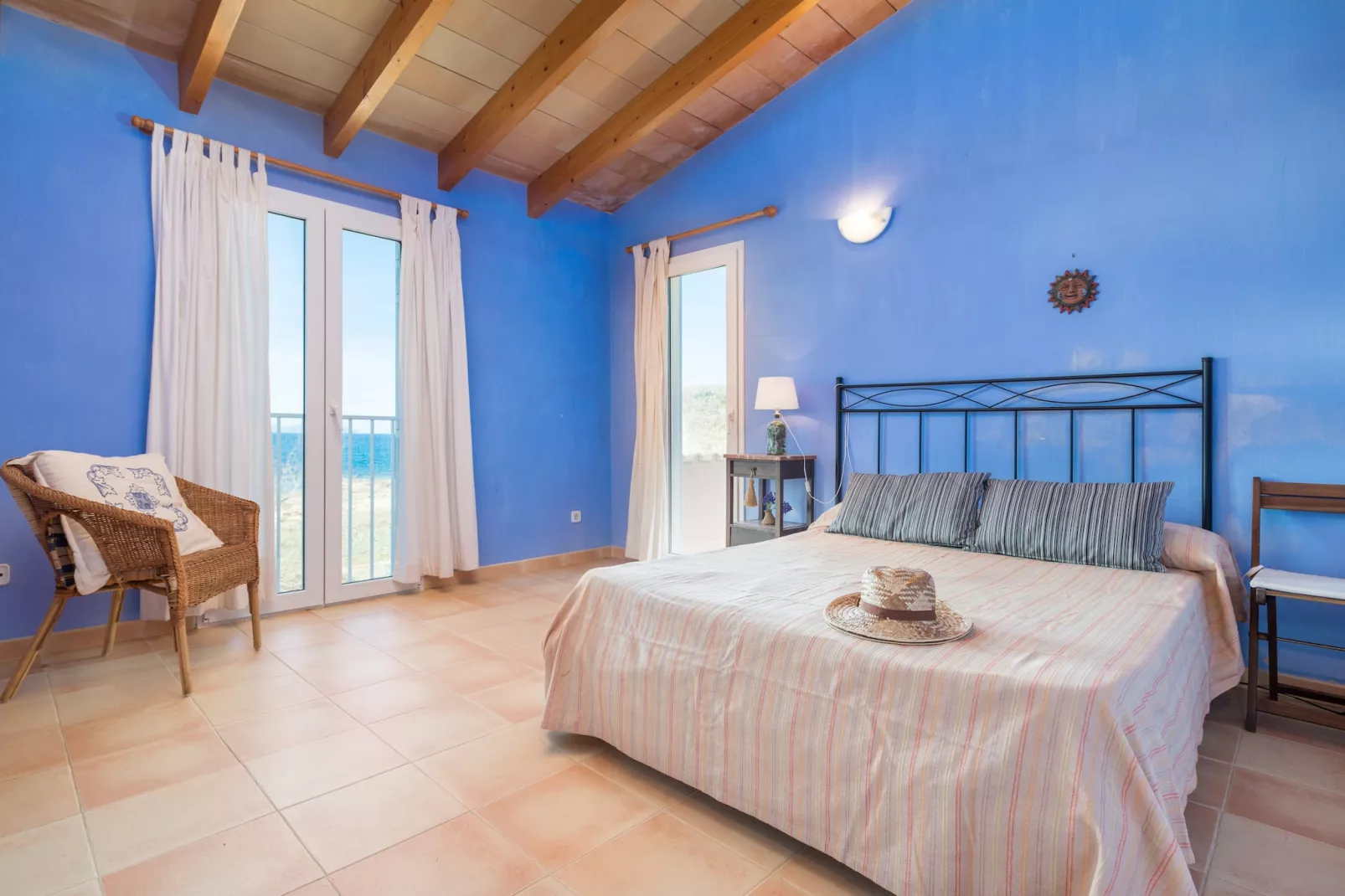 YourHouse Escull-Bedroom