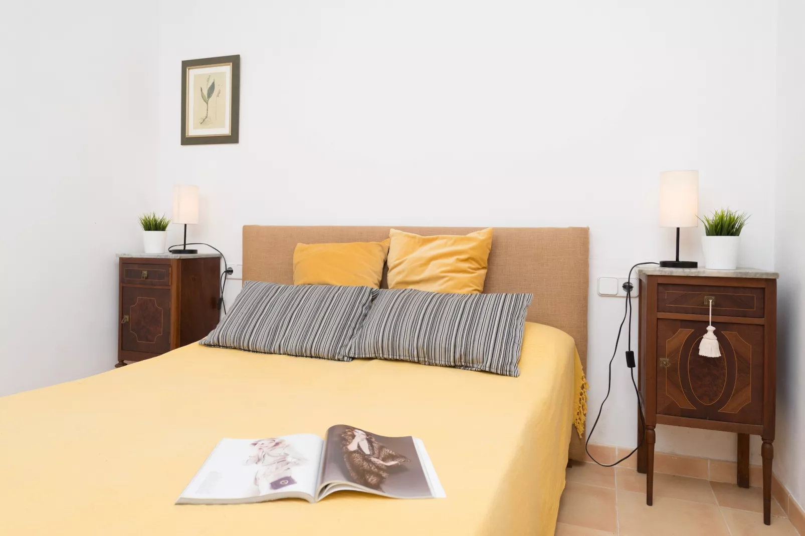 YourHouse Escull-Bedroom