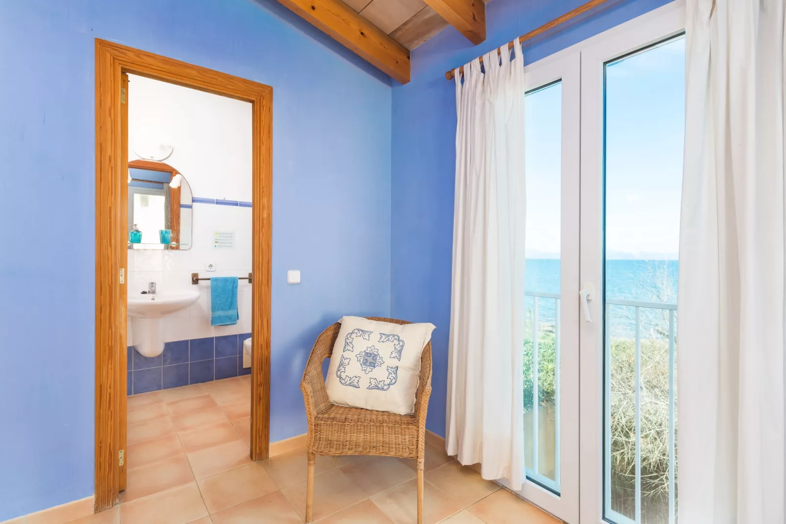 YourHouse Escull-Terrace balcony