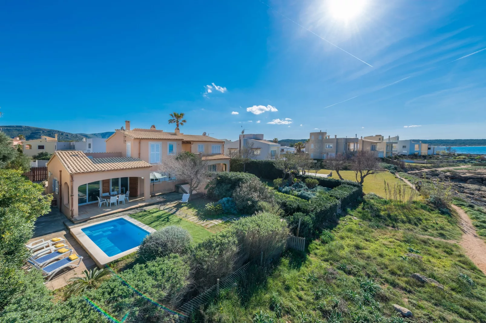 YourHouse Escull-Outdoor