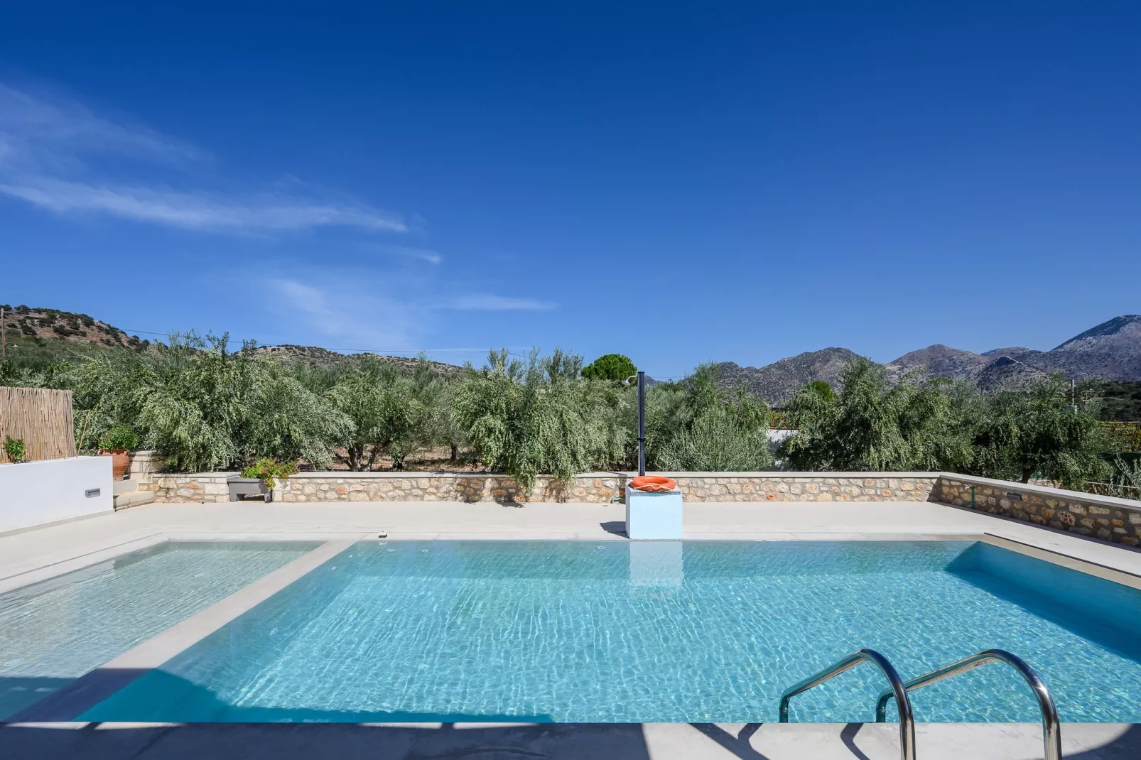 Melidoni Stone Villa 4-Pool