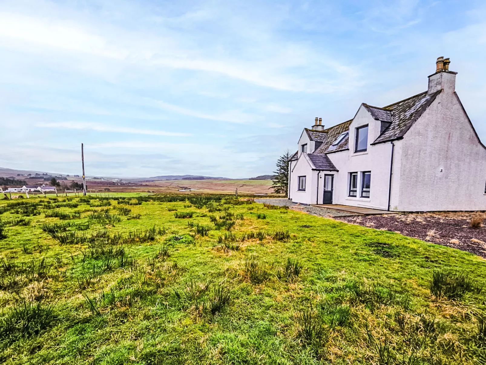 Carbost Cottage-Outside