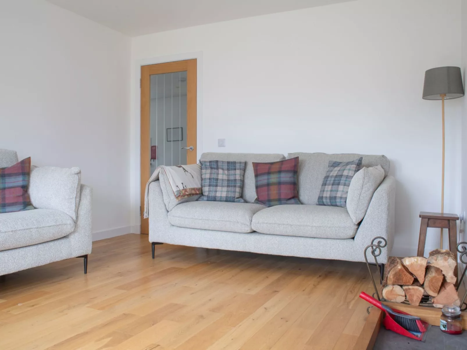 Carbost Cottage-Inside