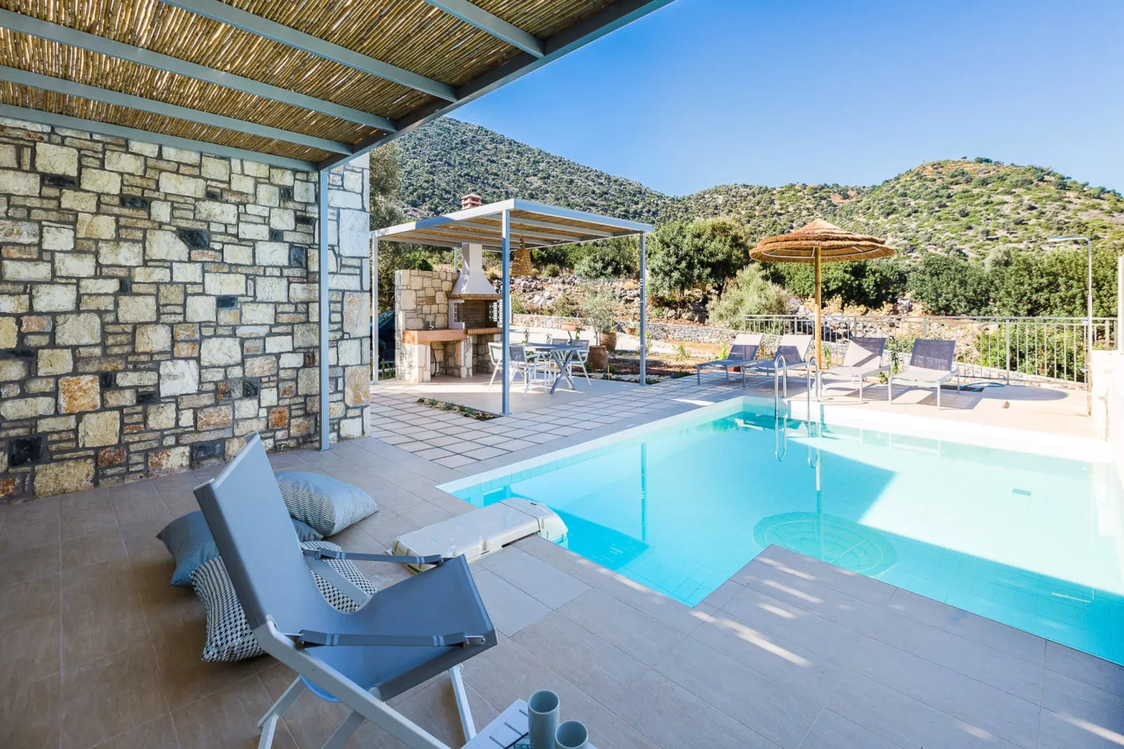 Lemoni Villa-Pool