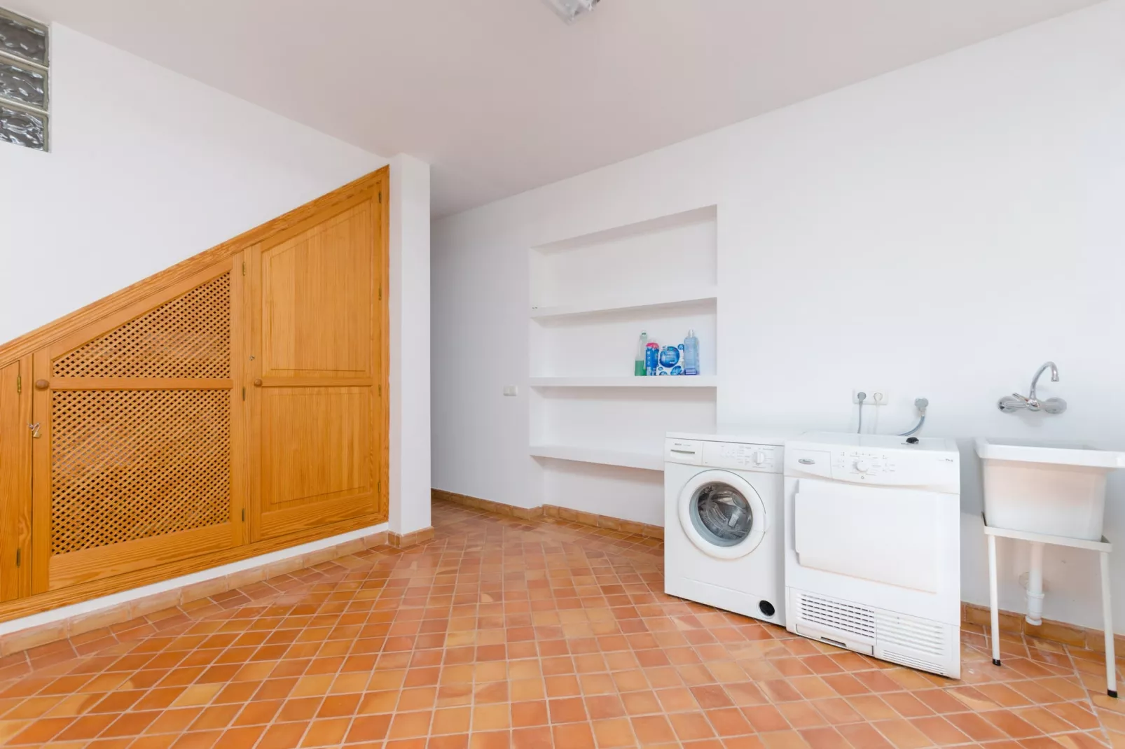 YourHouse Son Jaumell 10-Einrichtungen