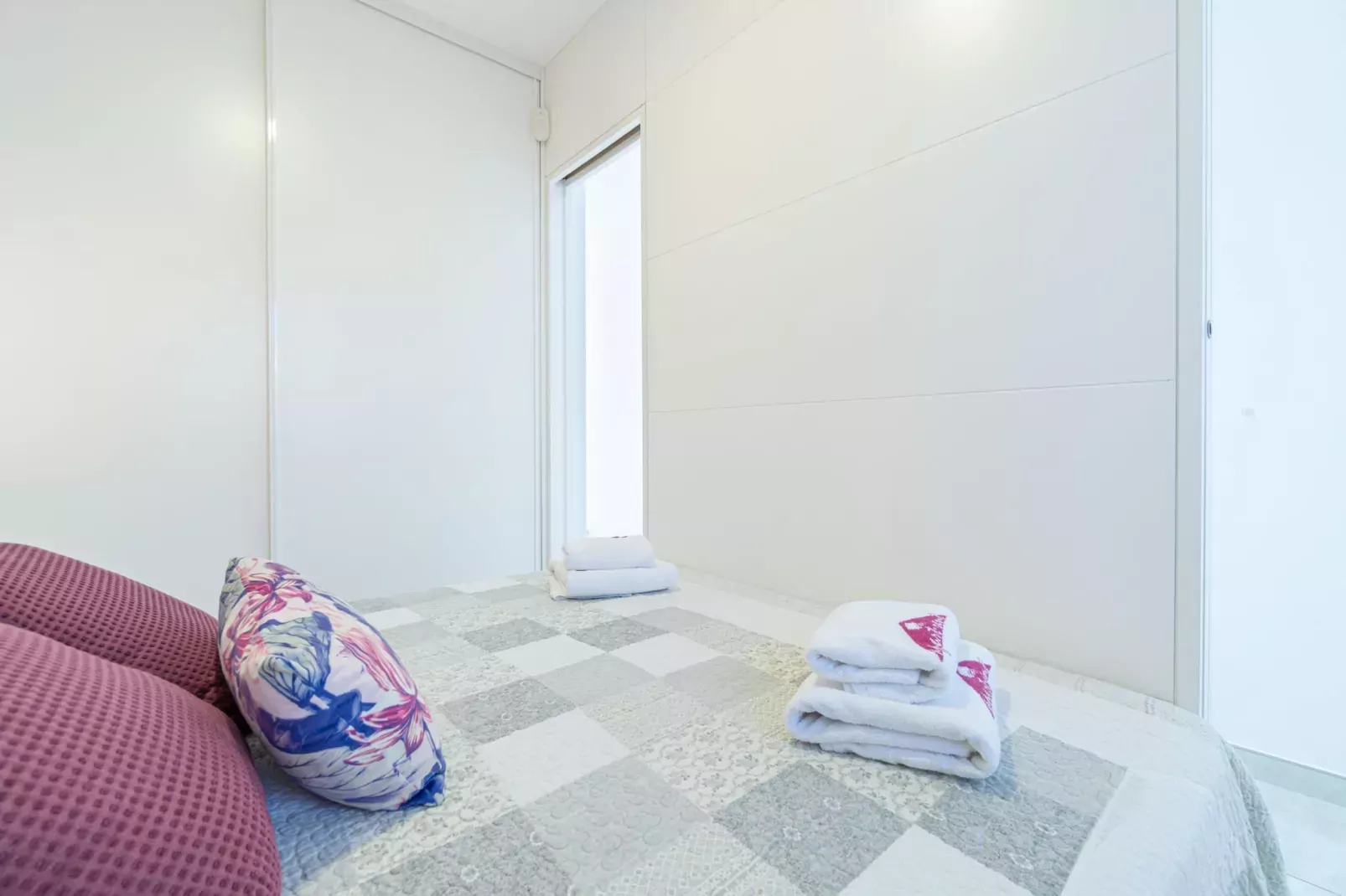 0015-BAHIA 4 1º A-Chambre