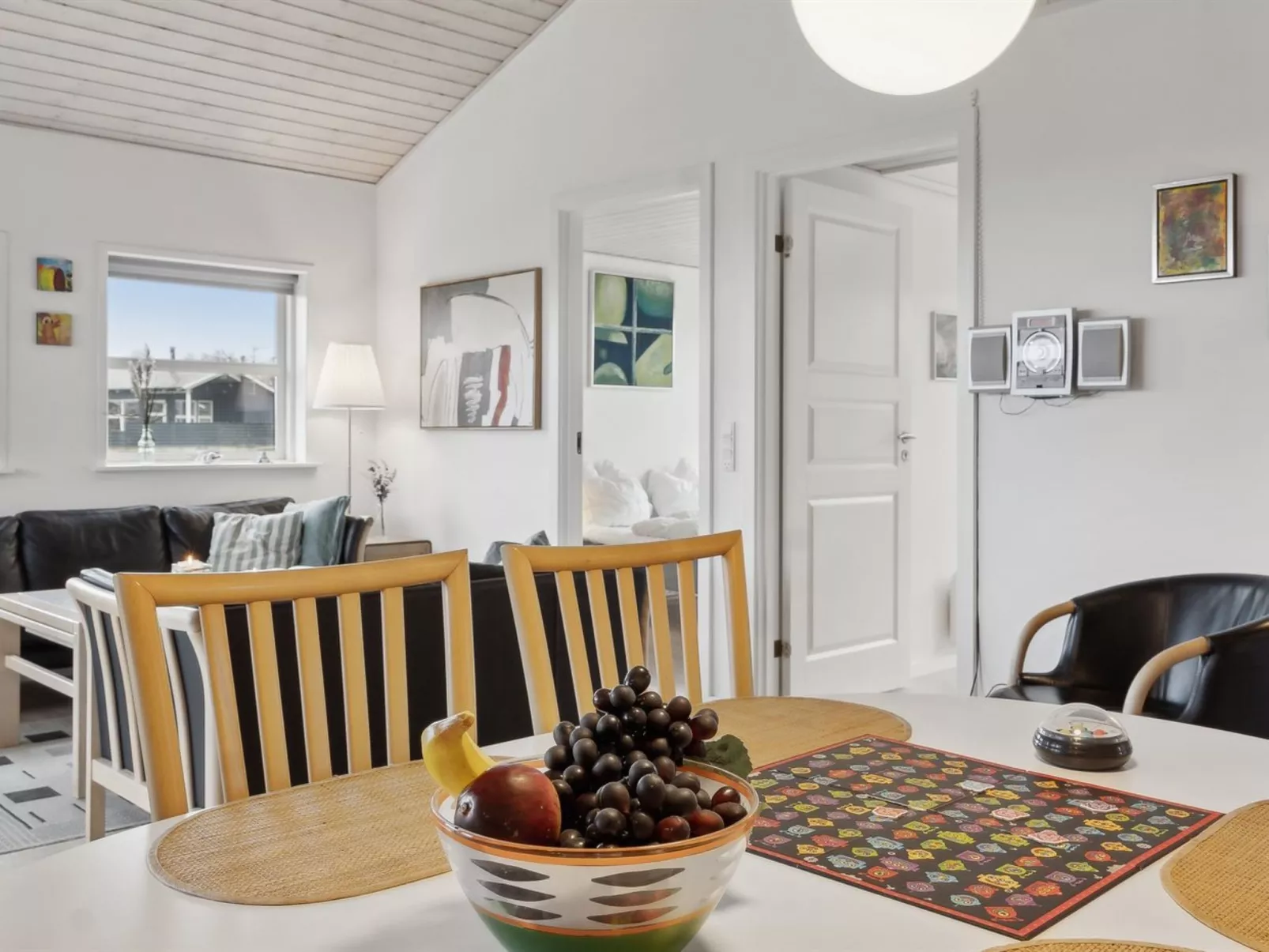 "Aira" - 200m from the sea-Drinnen