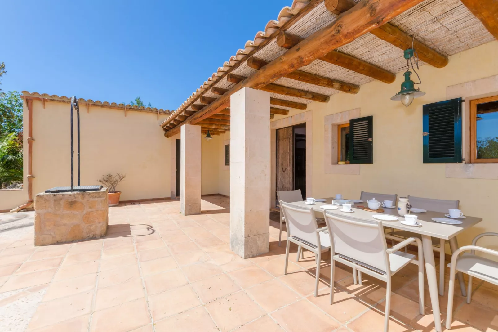 YourHouse Son Jaumell 10-Terrasse
