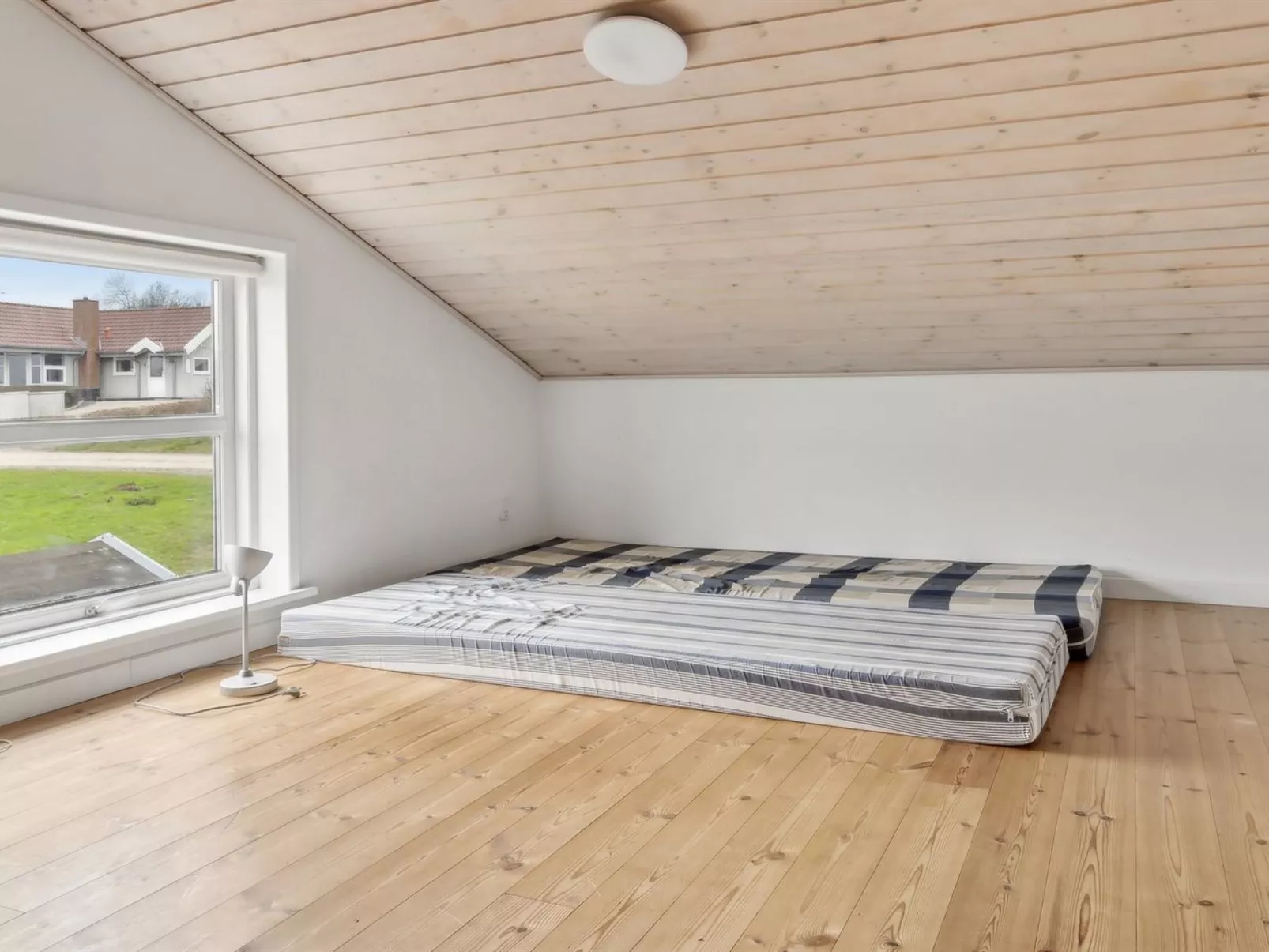 "Aira" - 200m from the sea-Drinnen