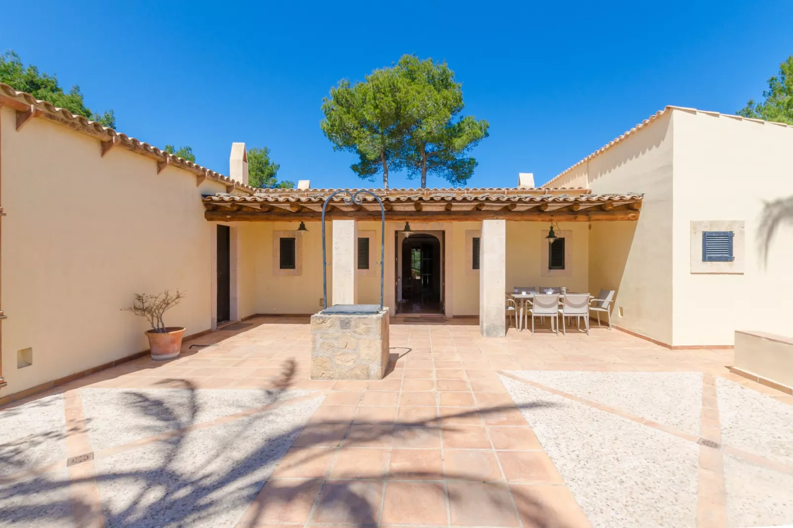 YourHouse Son Jaumell 10-Terrasse