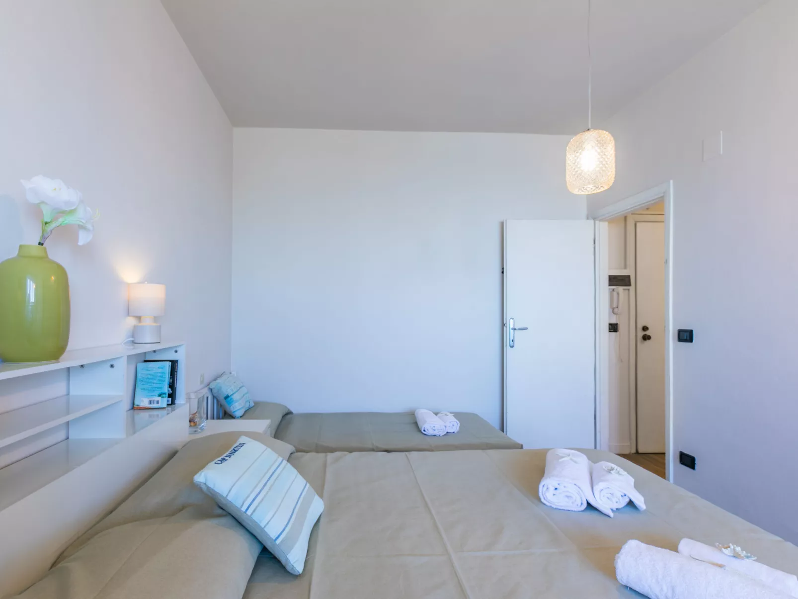 Mediterraneo-Inside