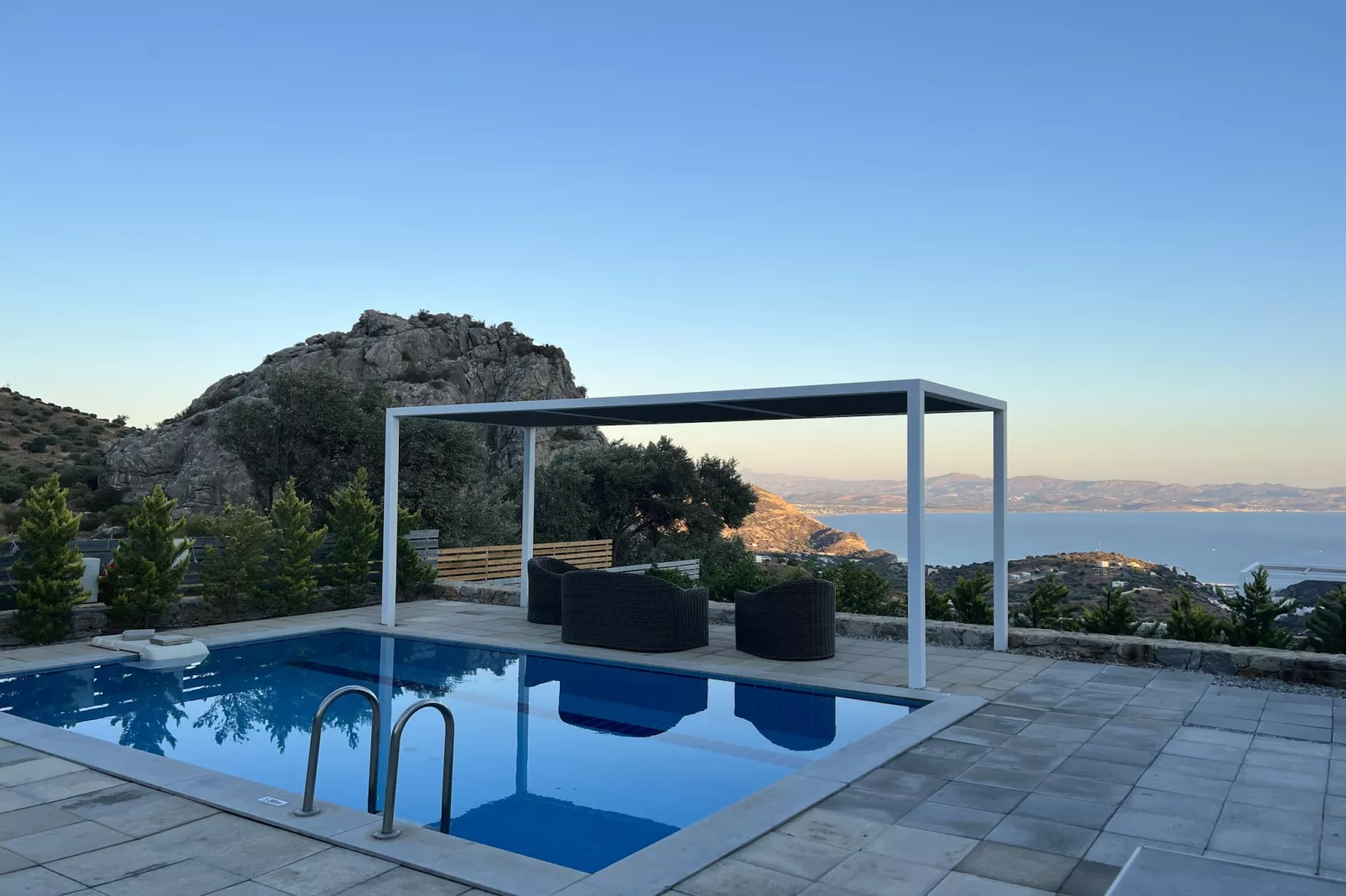 Evgoro Ouranos-Outdoor