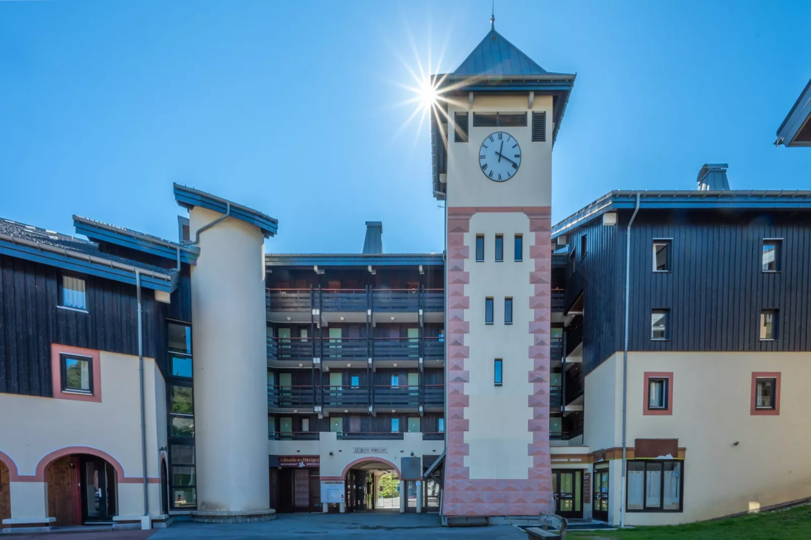 Grand Morillon C N°215 - 2P4-Outdoor
