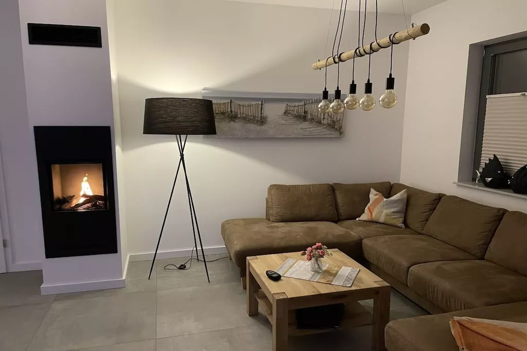 389165-Wohnzimmer