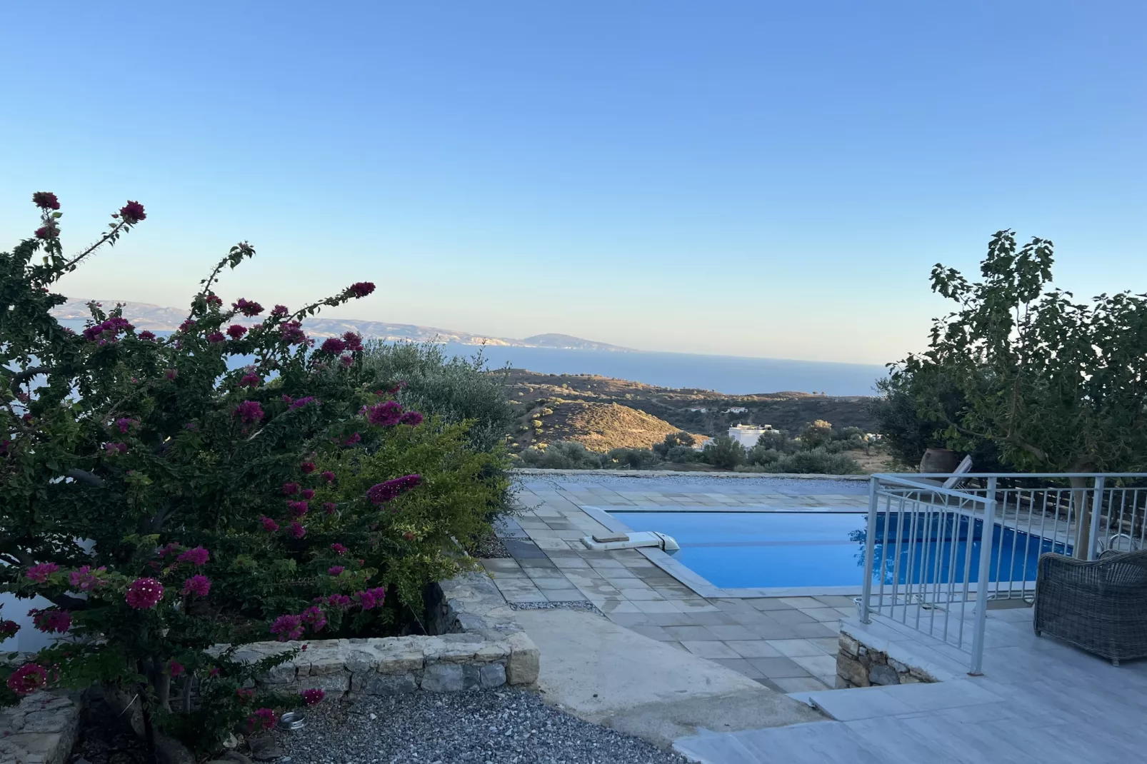 Evgoro Thalassa-Pool