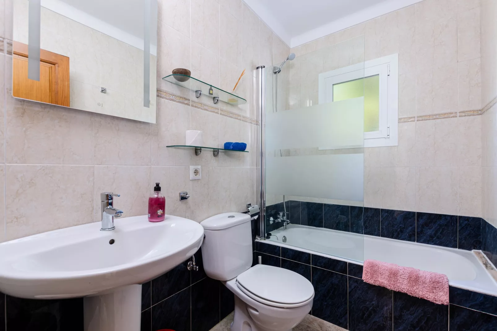 YourHouse Sol i Mar 2-Bathroom