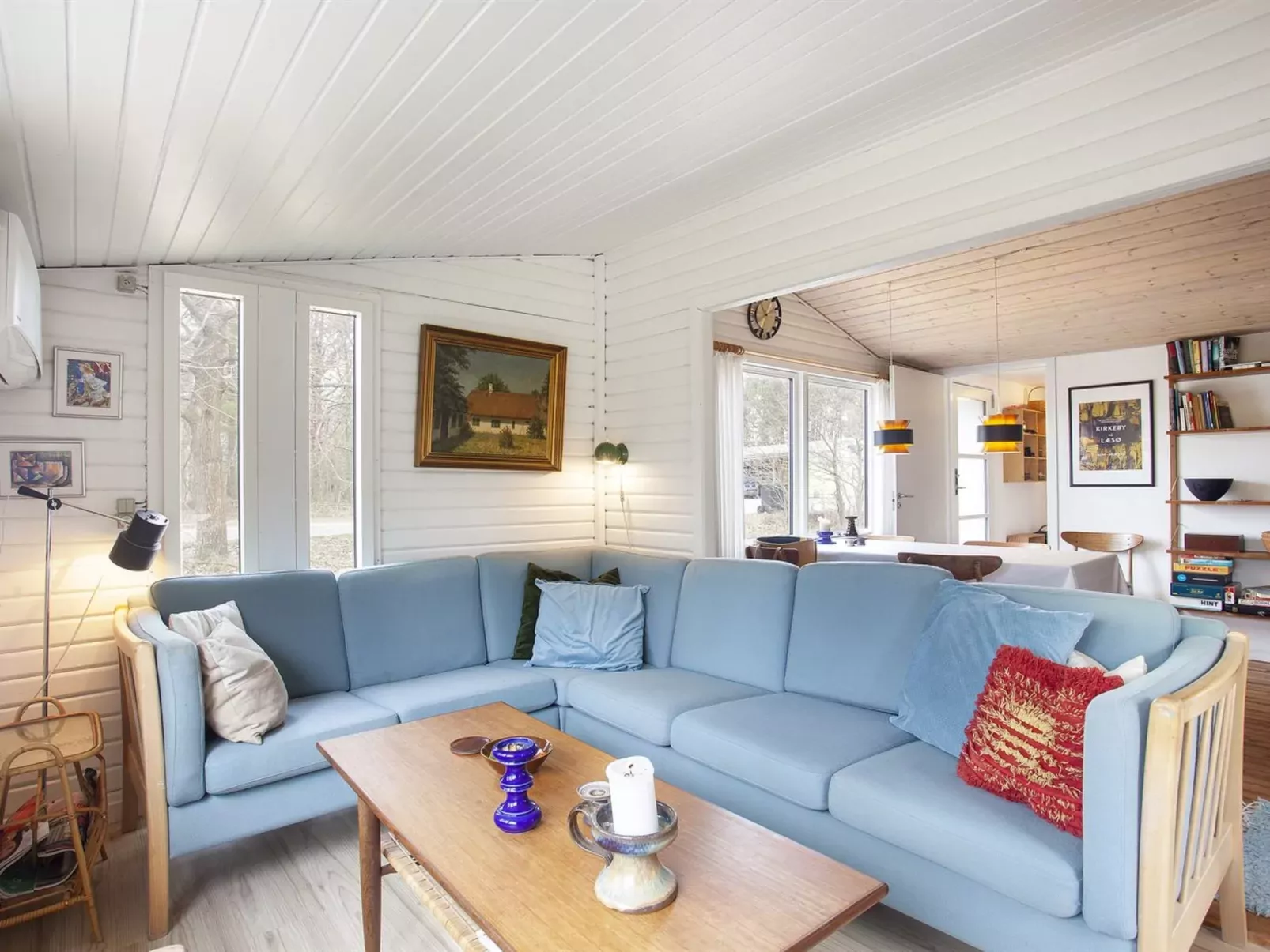 "Kai" - 3.5km from the sea-Inside