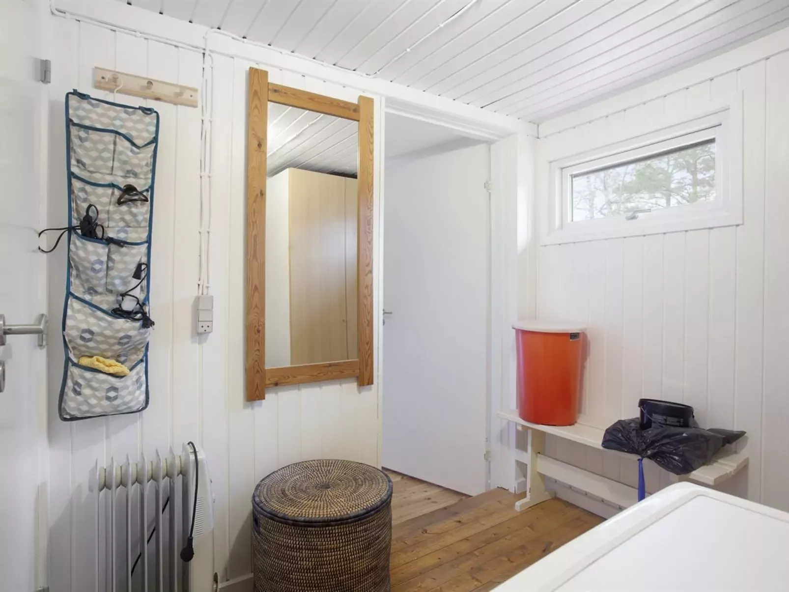 "Kai" - 3.5km from the sea-Inside
