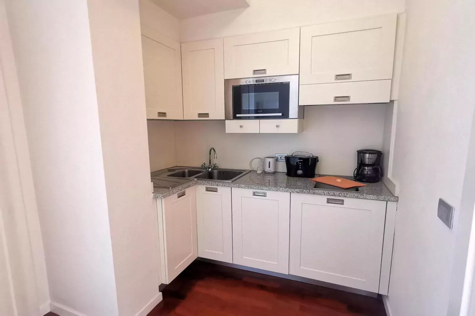 Residence Antico Verbano Meina-Bilo 3J - 2 pers-Kitchen