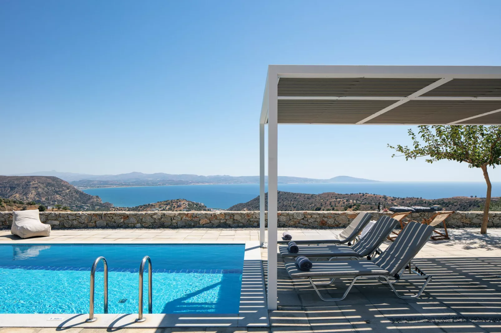 Evgoro Vrahos-Pool