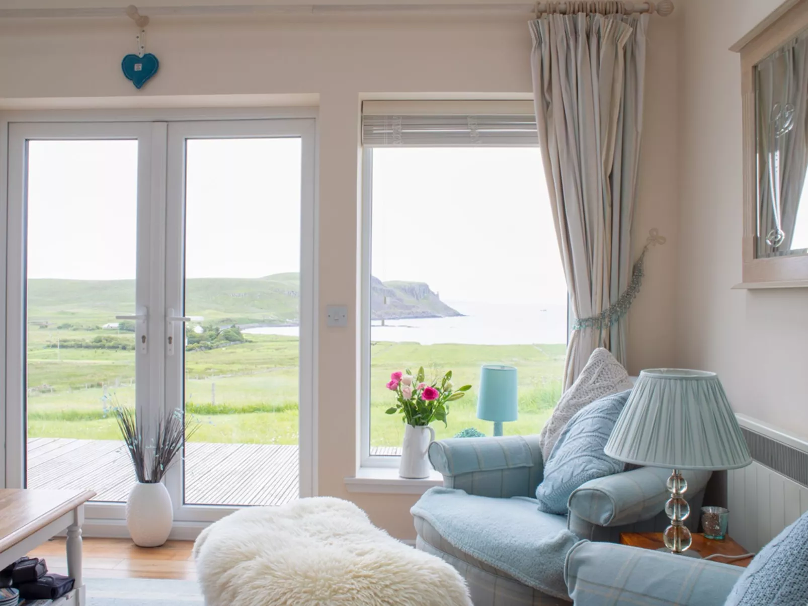 Orral Cottage-Inside