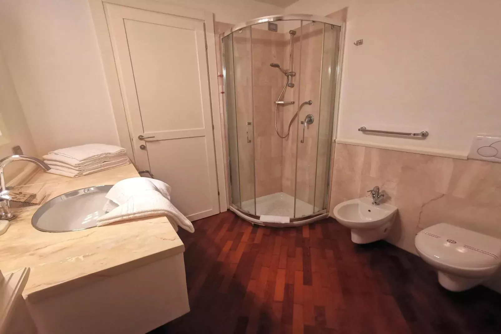 Residence Antico Verbano Meina-Bilo 3J - 2 pers-Bathroom