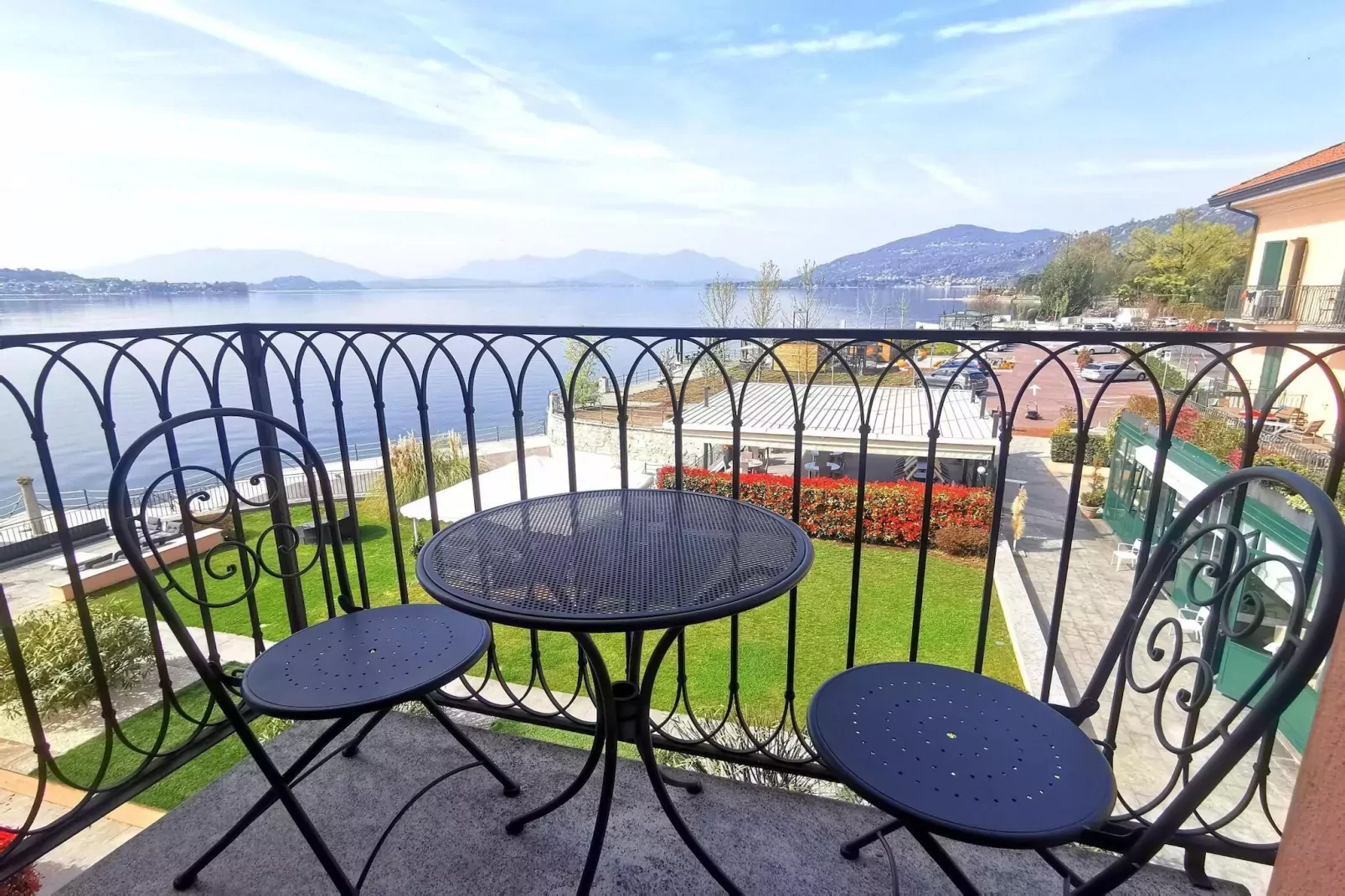 Residence Antico Verbano Meina-Bilo 3J - 2 pers-Terrace balcony