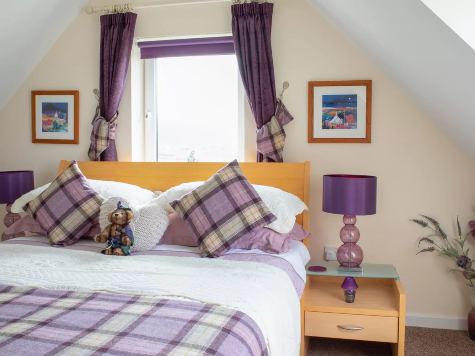 Orral Cottage-Inside