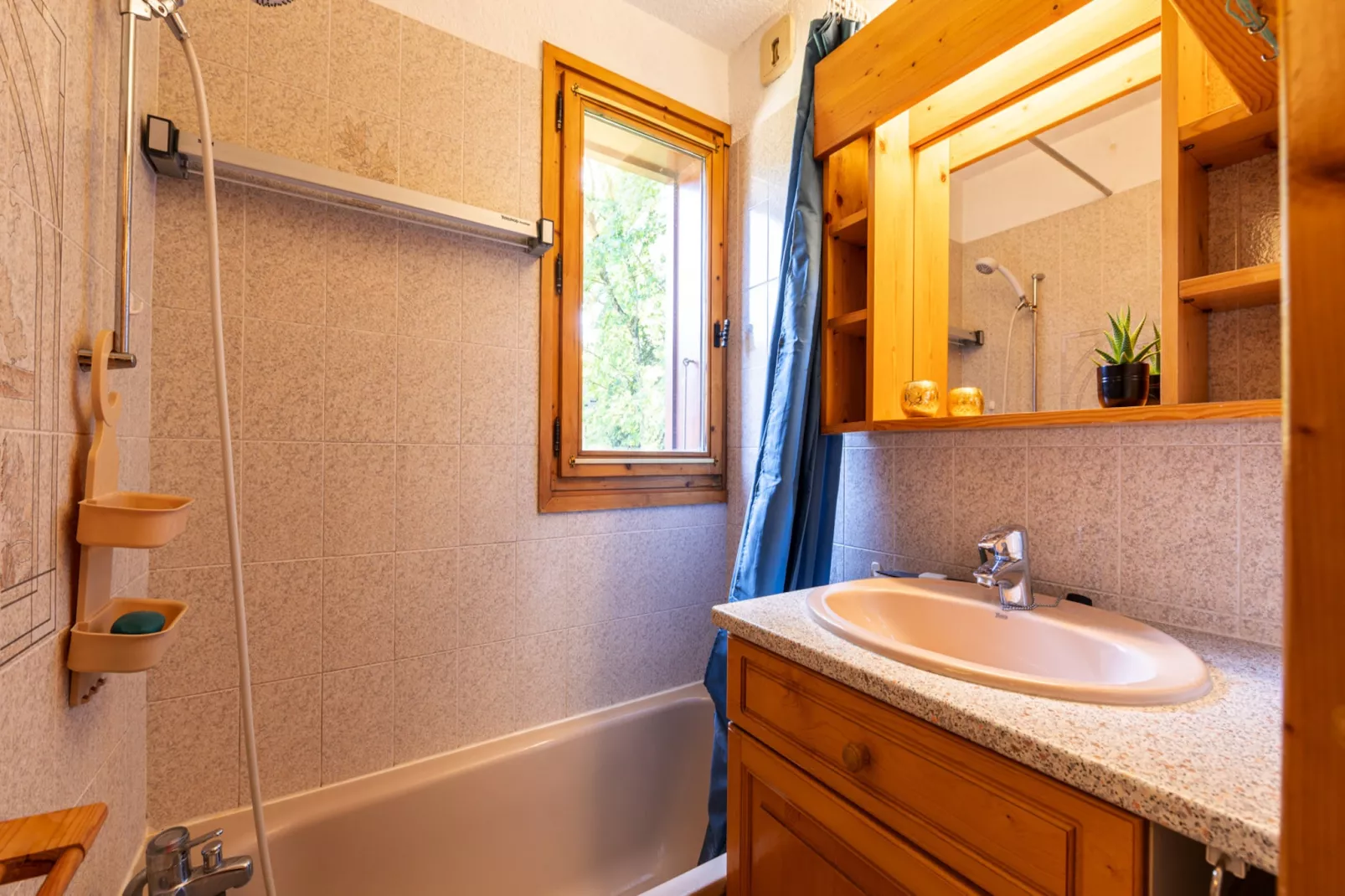 OURSONS 4 N°30 - 2P6-Bathroom