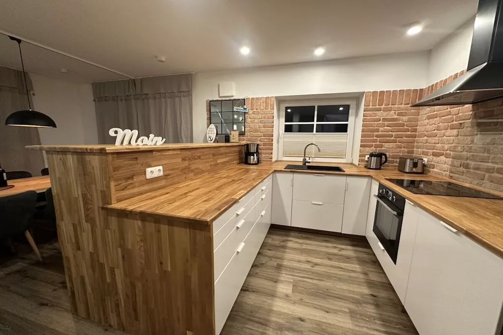 479490-Kitchen