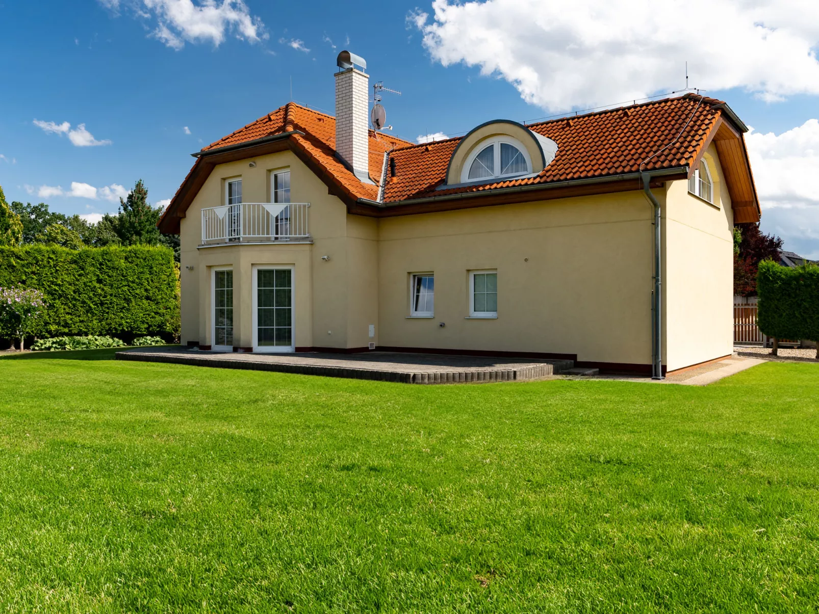 Garden & Terrace Villa-Draußen