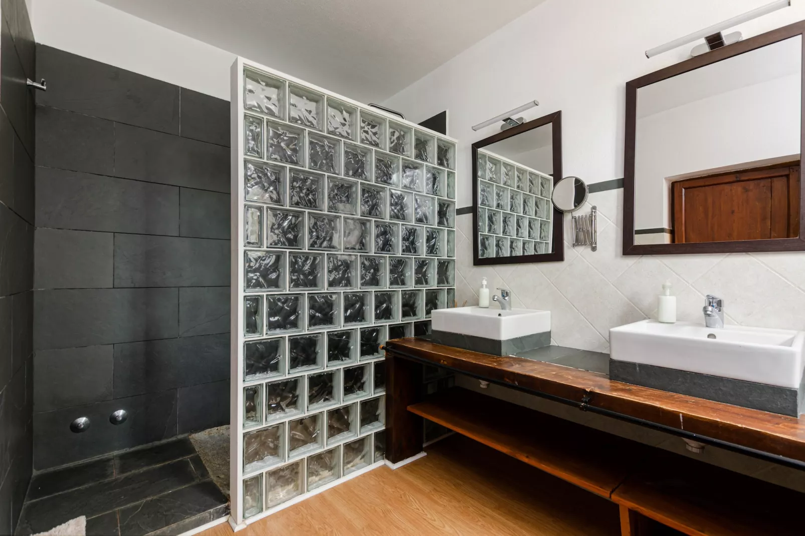 YourHouse Can Rosillo-Bathroom
