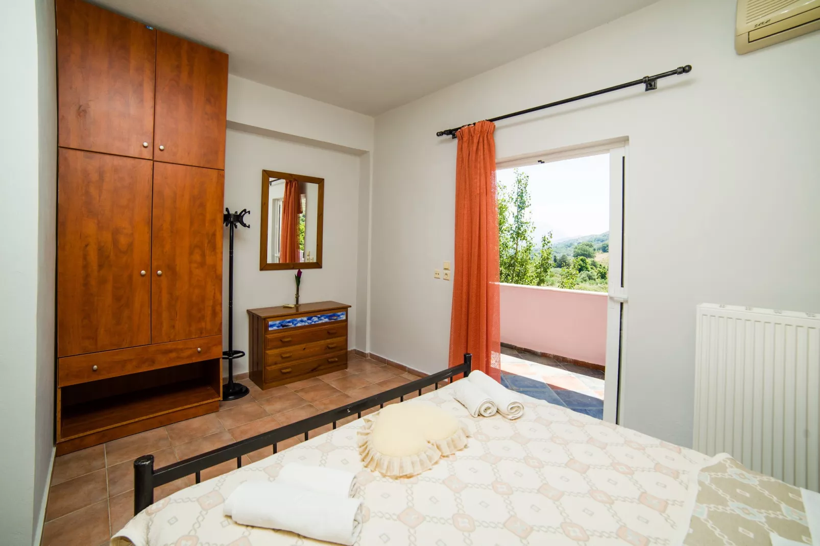 Eleana-Bedroom